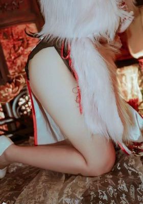 三人荫蒂添的好舒服_蓝光电影在线观看