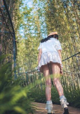 青草久久影院_DVD免费在线播放